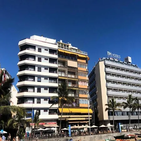 Apartment House In Las Palmas de Gran Canaria